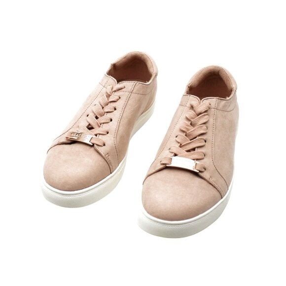 Sneakers - Picture 2 of 7